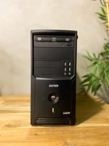 Computador Ryzen 3 3200G | 8GB DDR4 | SSD NVMe 256GB | Wi-Fi | Windows 11