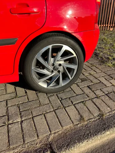 VENDO OU TROCO RODAS VW POLO ARO 17