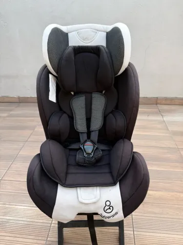 CADEIRINHA GALZERANO PARA CARRO - CONFORTÁVEL E BEM CONSERVADA