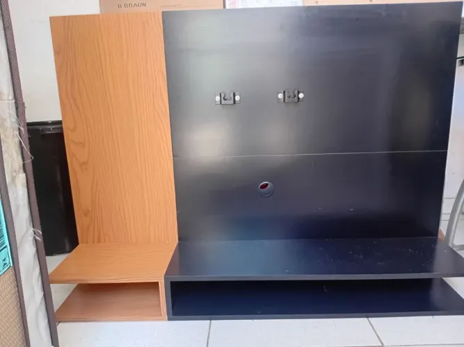 Vendo painel pra TV de até 50 polegadas