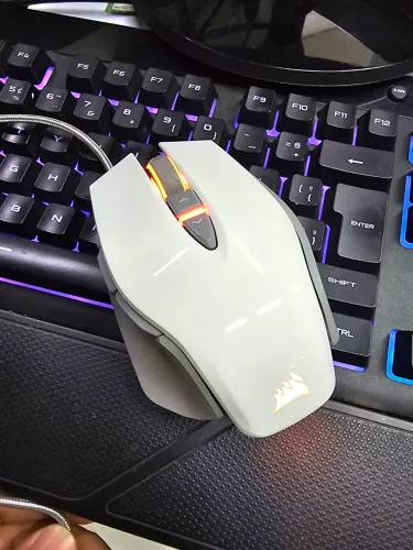 Mouse Corsair M65 RGB ELITE 18.000 DPI Branco