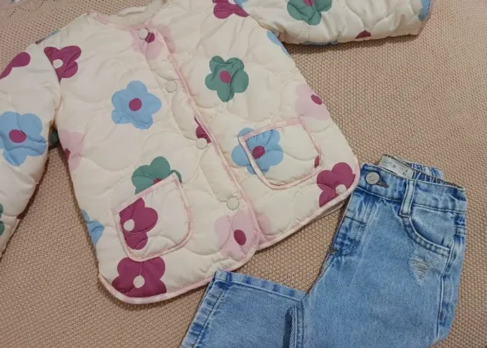 Casaco poim e calça 3 anos.