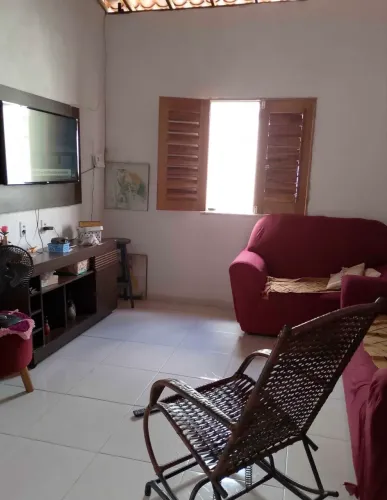 CASA NA CIDADE NOVA ek