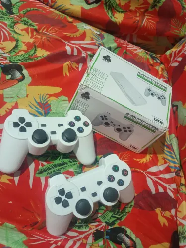 Vende-se videogame