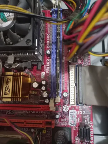 Placa A31g v.1.1 com 2g de memória,cooler e processador