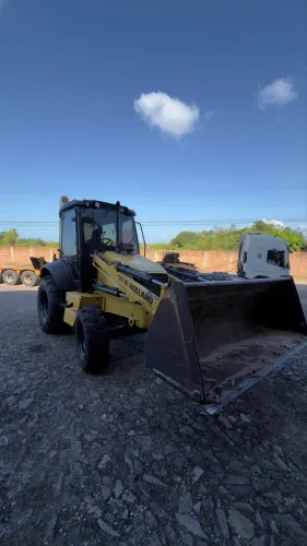 Retrô New Holland B110
