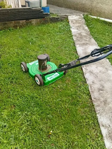 Cortador de grama