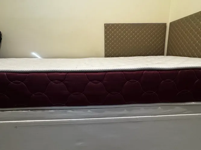 Cama Box + Colchão Castor