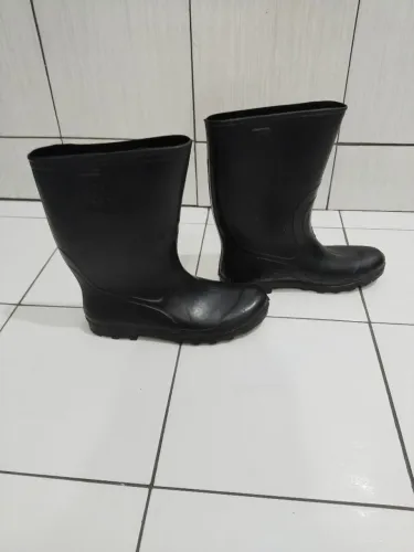 Bota sete léguas (galocha) Tamanho 43.