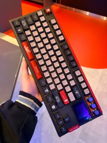 Teclado gamer mecânico Skyloong GK87 Pro Sparta, switch KTT Silver, 3 modos, RGB, hot swap