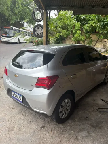 Chevrolet Onix Hatch LT 1.0 8V Flex Mec. 4P 2019