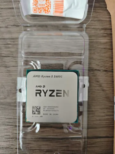 Vendo processador AMD Ryzen 5 5600G em ótimo estado de funcionamento