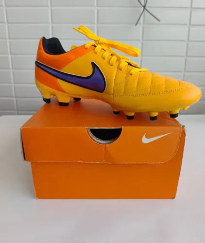 Chuteira Nike Tiempo Original Nº 37 Nova na Caixa
