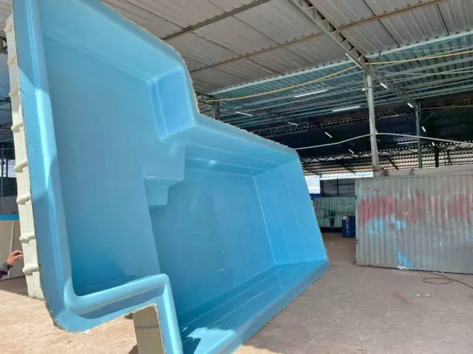 Piscina de 7 MTS com casa d máquina e hidráulica 