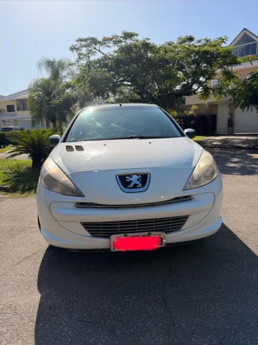 Peugeot 207 XR 1.4 Flex 8V 5P 2012