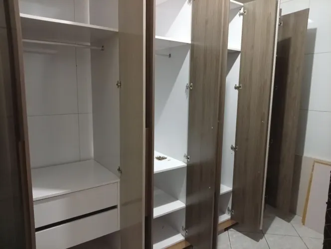 GUARDA ROUPA 8 PORTAS