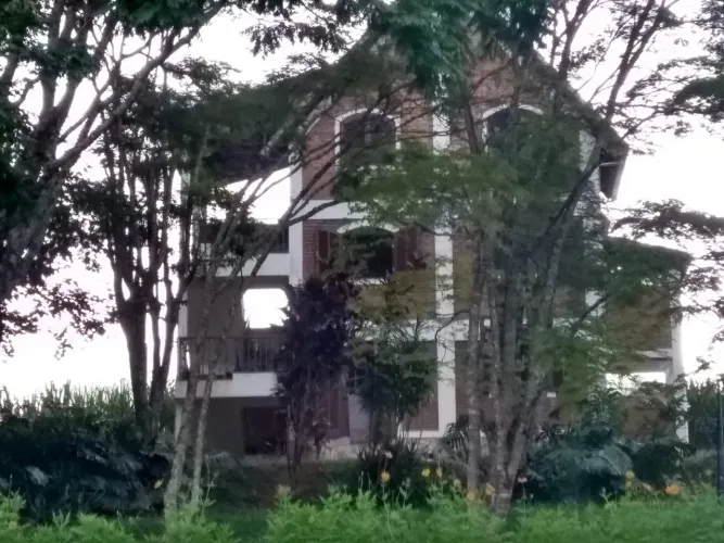 Alugo Apartamento 2 suítes 