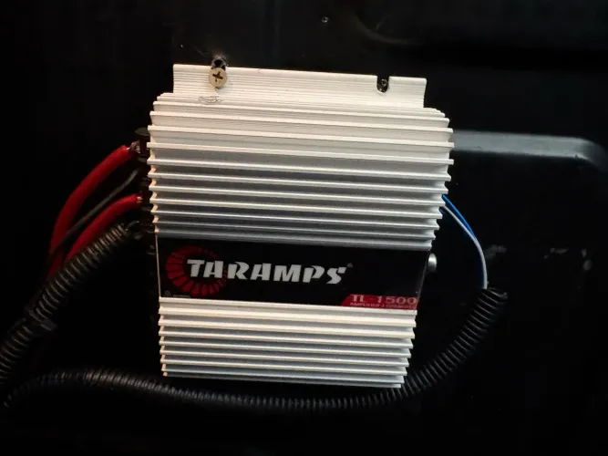 Som automotivo com módulo