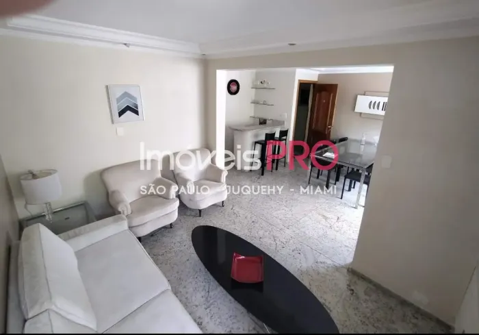Apartamento em Moema com 2 dormitórios