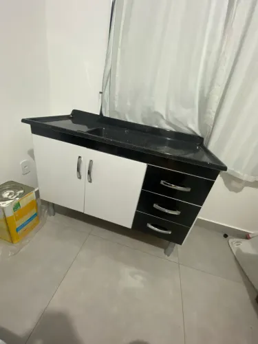 Armário com pia 