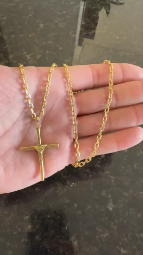 Vendo cordão de prata banhado a ouro 18k novo com 65cm