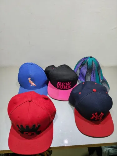 Kit 4 bonés aba reta (NY, Kings, Reserva) - conservados