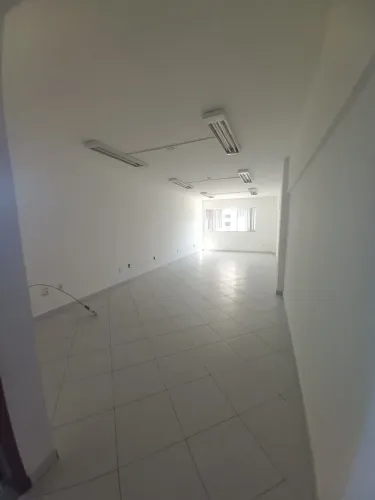 Sala comercial em Cavaleiros, Macaé/RJ