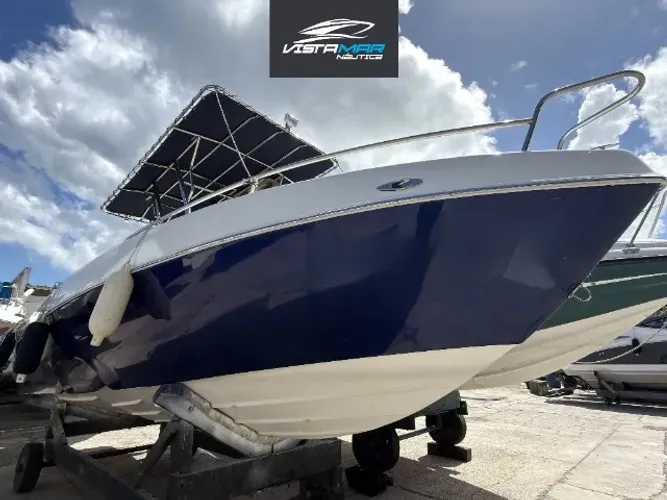 Lancha Sea Crest Fishing 24.5 com motor parelha Mercury Seapro 115 hp 4T 2023