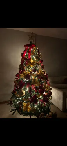 Árvore de Natal 2,10 metros