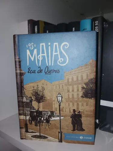 Os Maias de Eca de Queiroz. Edição de bolso Capa Dura.