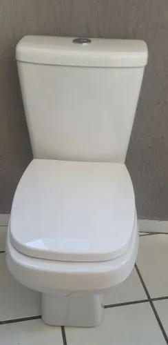 Vaso Sanitário + Caixa Acoplada + tampa pressão - Celite