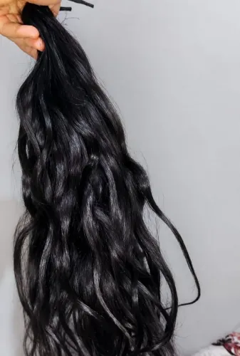 Mega hair humano, ondulado e brasileiro 
