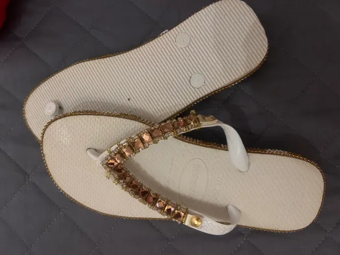 sandália havaianas feminina customizada
