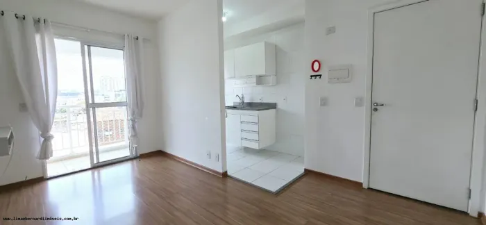 Apartamento para Locação em São Paulo, Barra Funda, 1 dormitório, 1 banheiro, 1 vaga