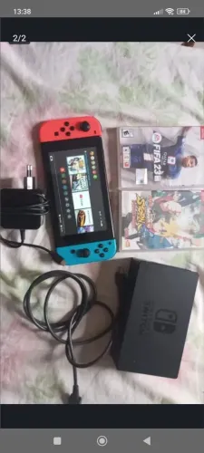 Nintendo Switch V1 32 gb Standart vermelho neon azul neon e preto com nota fiscal,travado