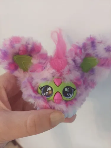 Furby Schultz Rosa 120,00 NOVO