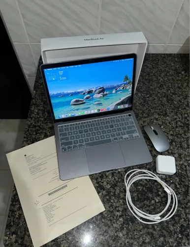Macbook Air M1 2020 - novíssimo