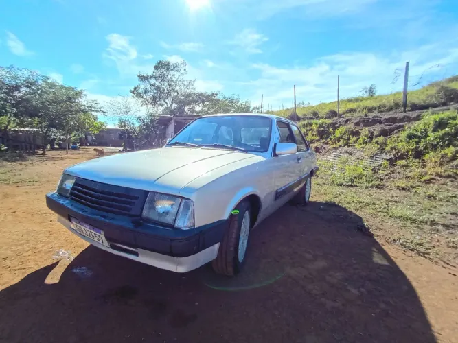 Chevrolet Chevette L / SL / Sl/e / DL / SE 1.6 1988
