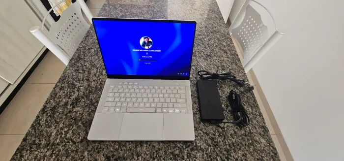 Notebook ROG zephyrus G14 C/ RTX 5070TI