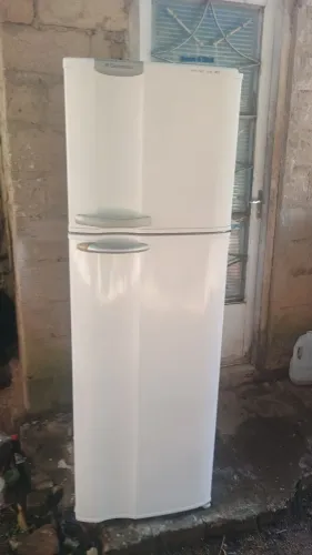 Geladeira 600 entrega grátis