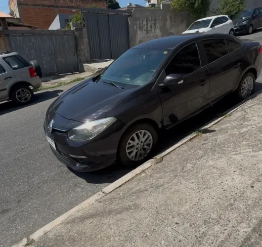 Renault Fluence Sed. Dyn. Plus 2.0 16V Flex Aut. 2016