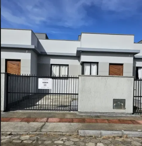 Casa em Paulo Lopes
