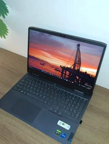 Lenovo LOQ Gamer - i5 12ª Ger, RTX 2050, 16GB RAM, SSD 512GB