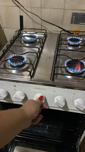 250$ Vendo fogão 4 bocas