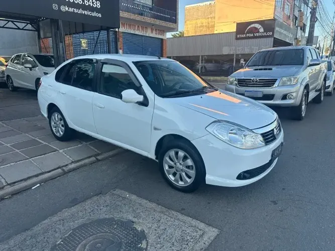 Renault Symbol Privilège Hi-flex 1.6 16V 4P 2013