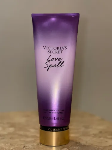 Hidratante Victoria?s Secret love spell