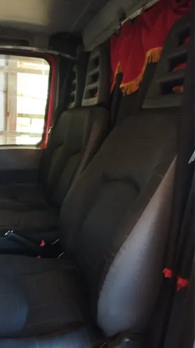 Caminhão iveco 5516