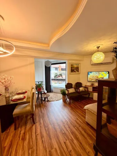 Apartamento mobiliado 2 dormitórios vista mar!