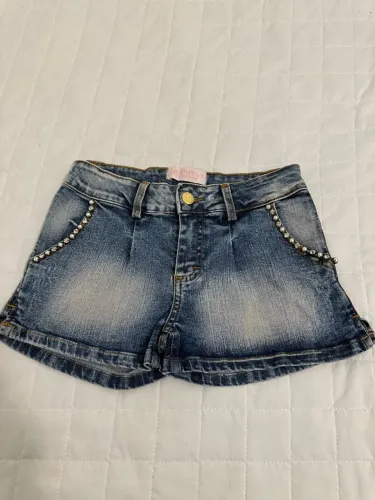 Short Pituchinhos tamanho 10/12 anos