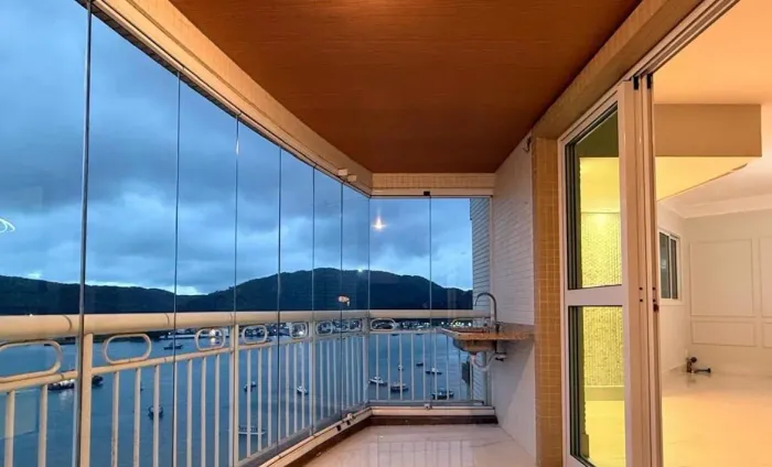 Apartamento para locação - Vista Mar